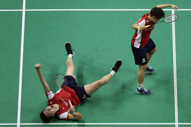 如何利用正手搓球打乱对手节奏？实战技巧分享