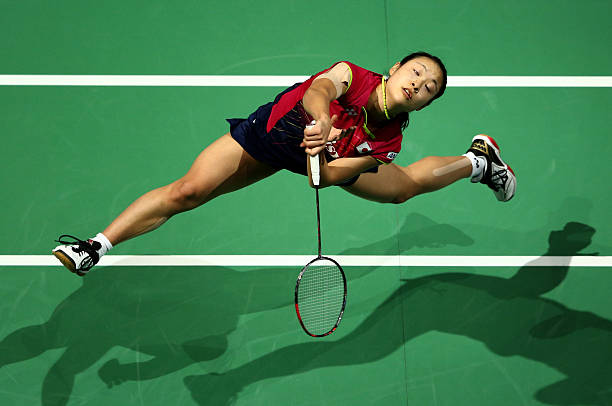 发球心理战：如何利用发球节奏打乱对手