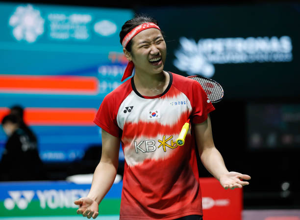 边界之外：羽毛球场外线的故事与哲学