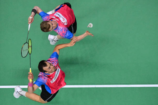 Coastlines羽毛球拍测评：适合攻守兼备的选手