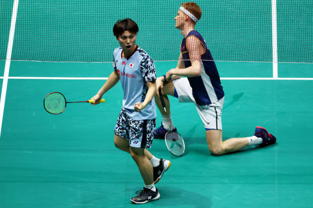 从菜鸟到高手：羽毛球扣球训练计划（附每日练习动作图解