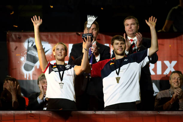 羽毛球比赛口令宣判实战解析：常见错误与纠正方法