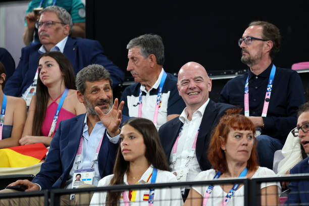 林丹羽毛球打法解析：进攻型选手的制胜秘诀