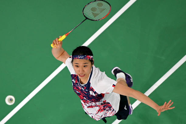 轻量VS重拍：不同品牌羽毛球拍的特点与适用人群