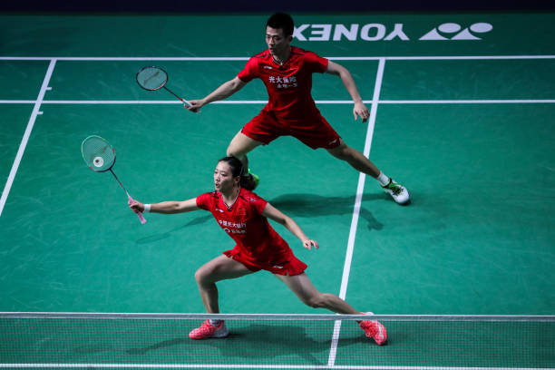 羽毛球场建设必看：长宽、高度及周边空间要求