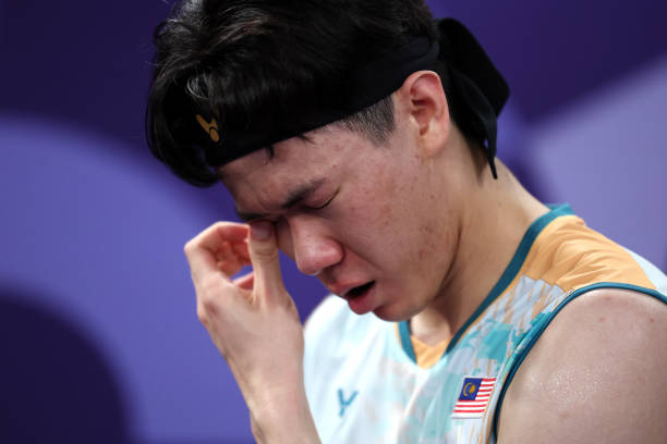 轻量+高颜值!200元内女生羽毛球拍选购指南