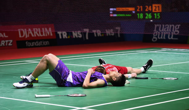 新手必看!6种羽毛球发球技巧详解视频合集