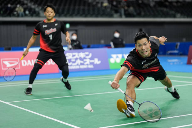 萌系画风:如何画出活泼可爱的打羽毛球小女孩