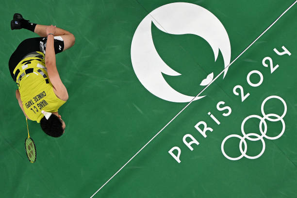 进攻型选手选3U还是4U?羽毛球拍重量与性能的关系