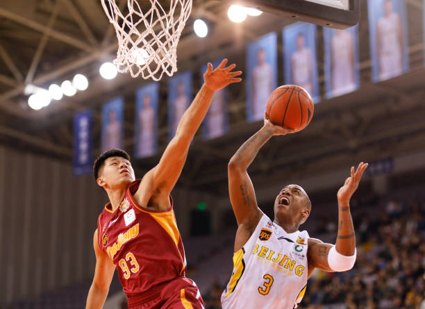 为什么库里选择two motion投篮？科学分析其优势