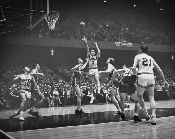 篮球场尺寸指南：28米×15米是否符合国际标准？