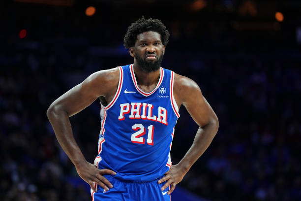 逐梦篮筐：一个少年的飞翔之旅