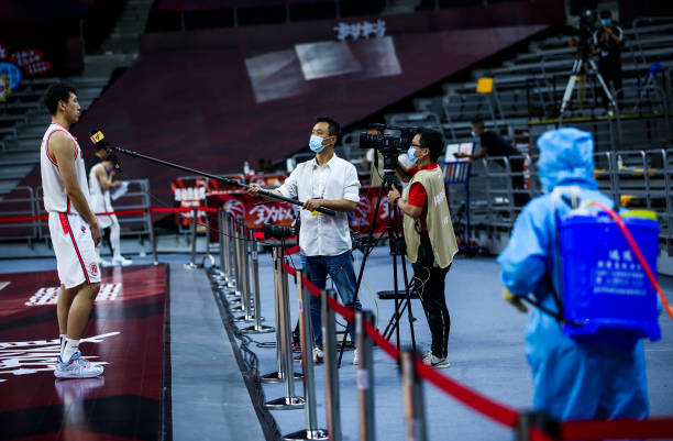 张伯伦的身体数据：超越时代的篮球怪物