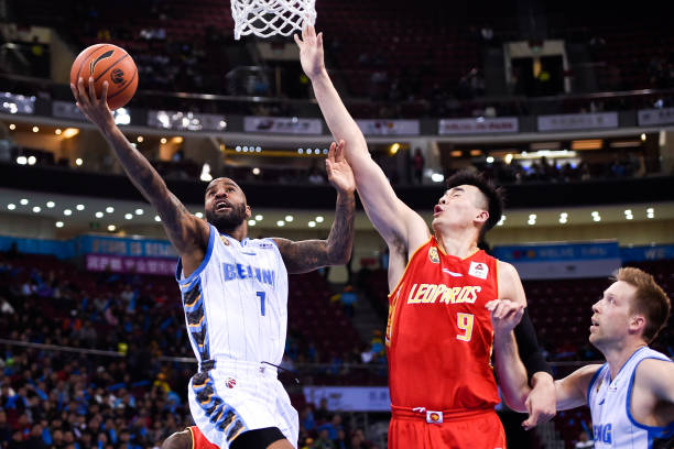 深究灌篮高手中锋力量值：数据说话谁最强？