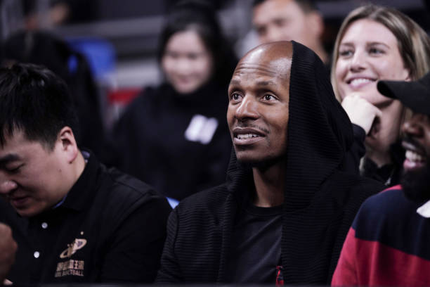 篮球场各区域尺寸解析：三分线、罚球区等关键数据