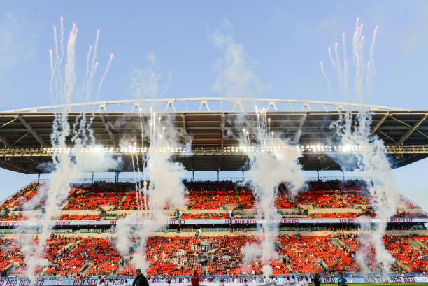 齐达内：法国队的传奇中场与不朽灵魂