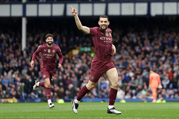 6月18日足球赛果速递：最新比分与战况回顾