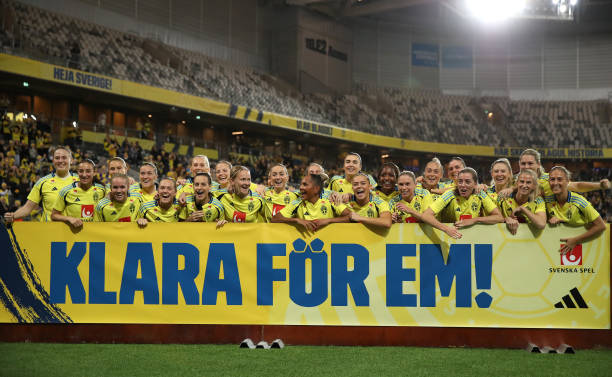 专业视角:解读角球中的战术细节与变化