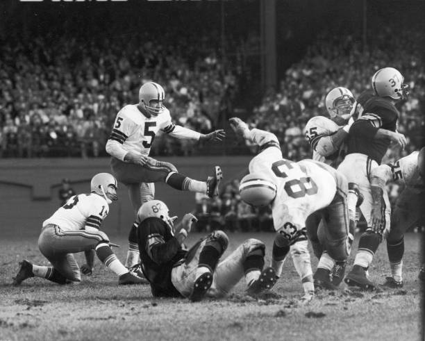 任意球和定位球到底有什么区别?一文读懂足球规则差异