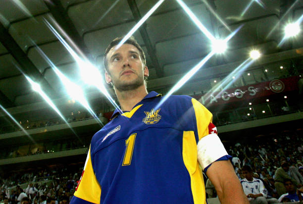 从零开始建足球场：土地、设计、施工总费用估算