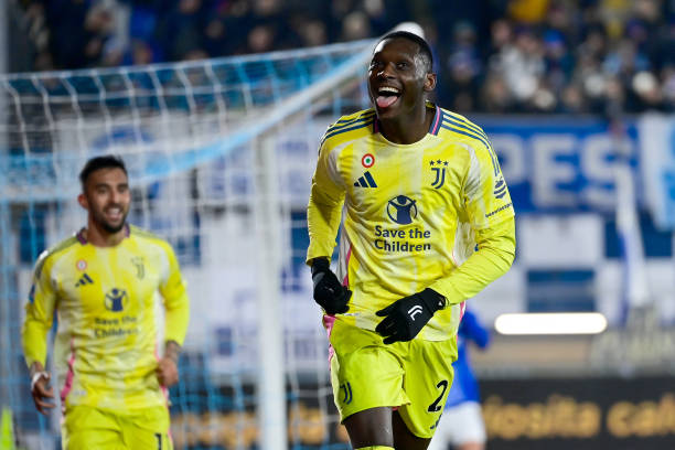 现代战舰的守护神：密集阵守门员作战效能分析