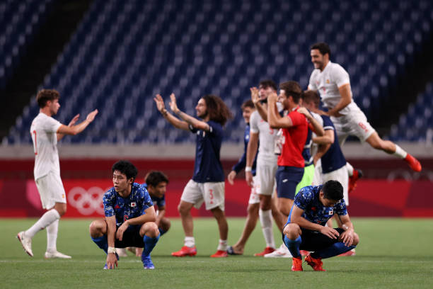 从瘦削少年到肌肉猛男：C罗身材进化史