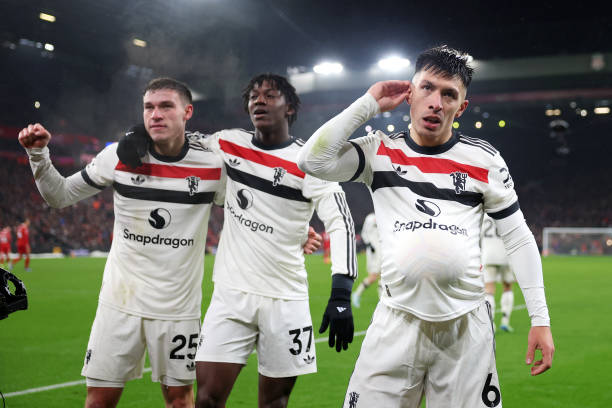 文化冲击：德甲球员如何适应英超的快节奏足球