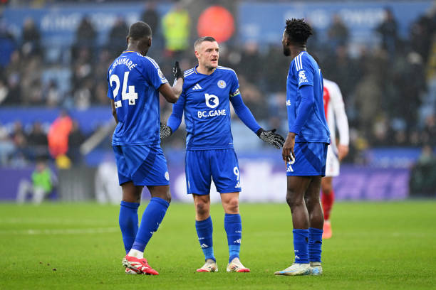 从草根到巅峰：历届欧冠决赛场地如何塑造足球历史？