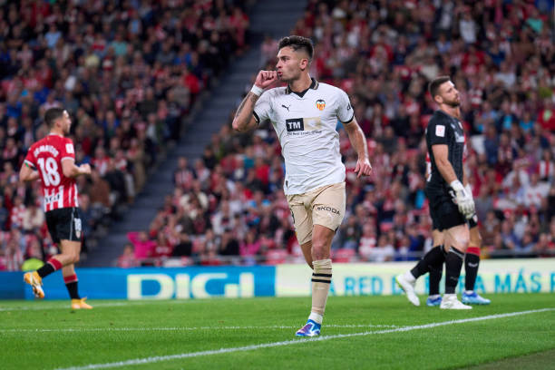 21年欧冠决赛举办地：葡萄牙波尔图成为焦点