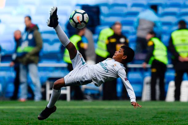 贝林厄姆续约悬念：多特蒙德能否抵挡豪门挖角？