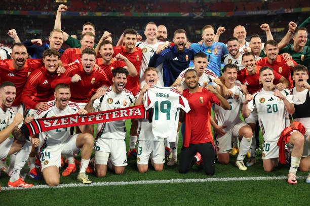 VAR争议与赛程密集：19-20英超赛季的挑战与变革