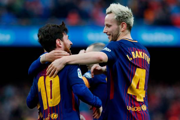 从性格到成就：剖析马拉多纳与C罗的霸气差异