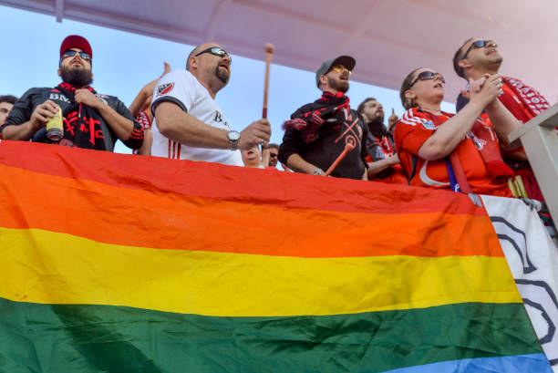 从温布利到伊斯坦布尔：欧冠决赛举办地的历史变迁