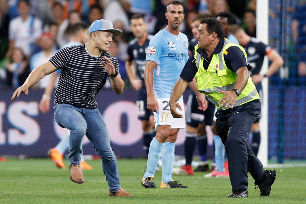 梅西的退役之谜：个人资料透露的关键信息