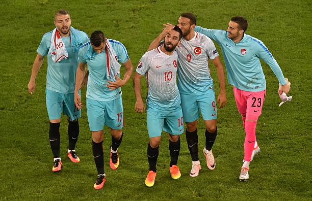 球场上最闪亮的星:韩剧女足选手的拼搏与荣耀