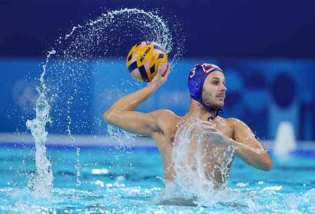 冬季奥运会吉祥物：冰雪世界的可爱使者