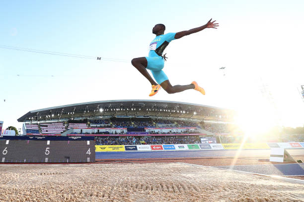 浙江短跑女将：跑道上的追风少女