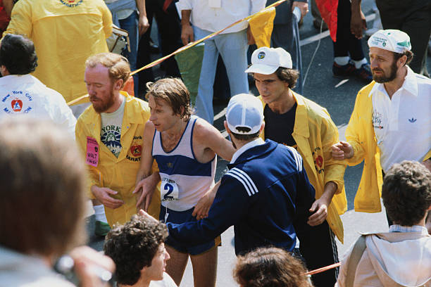 田径教练证考取条件：培训课程与考试内容解析