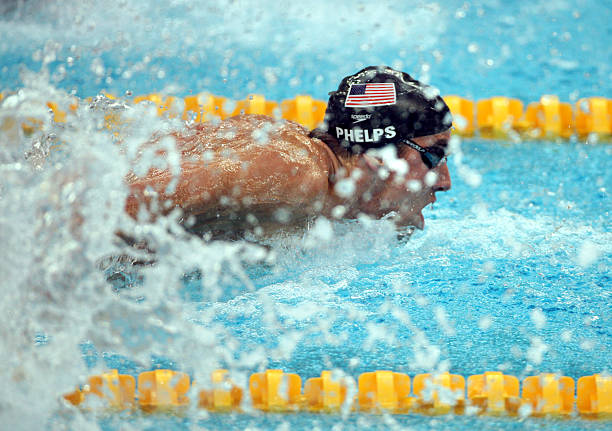 如何为游泳圈添加光影效果，让画面更立体