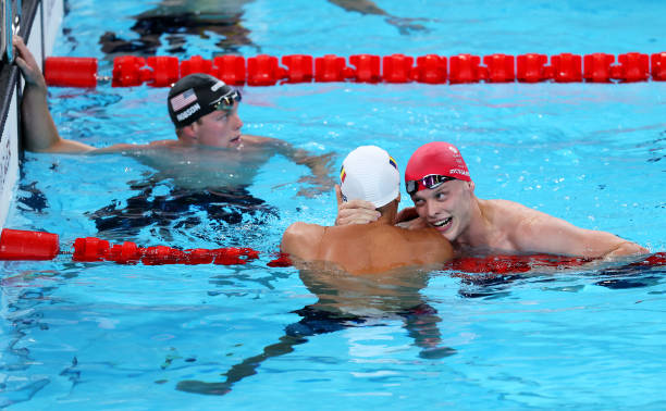 游泳连贯动作视频：自由泳、蛙泳、蝶泳和仰泳全解析