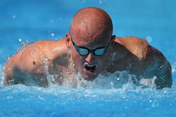 充气游泳池放水方法大揭秘：看视频轻松学会