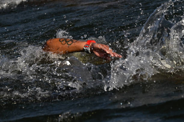 游泳健身别忽视:湿气重的预防与调理方法