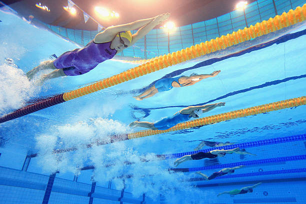 夏日炎炎，唯有泳池最解暑