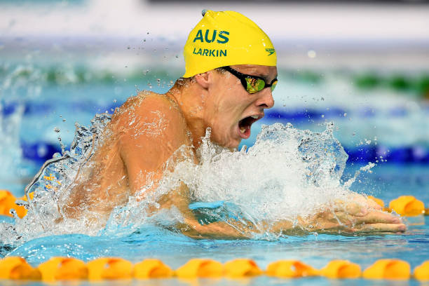 蛙泳入门指南：慢动作视频详解，快速提升游泳水平