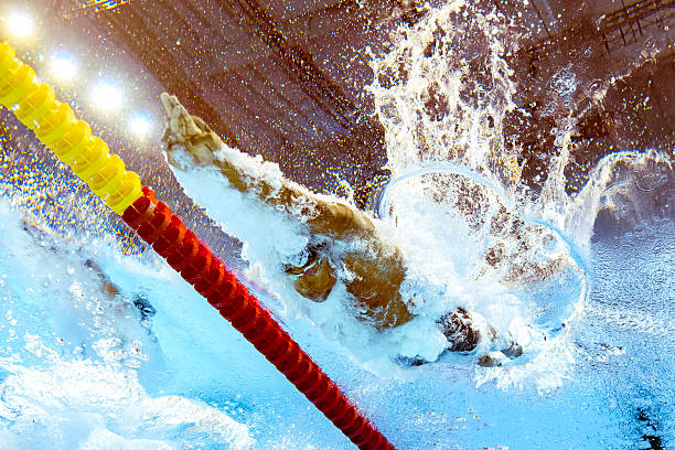 游泳全国冠军赛圆满落幕，新星闪耀夺金