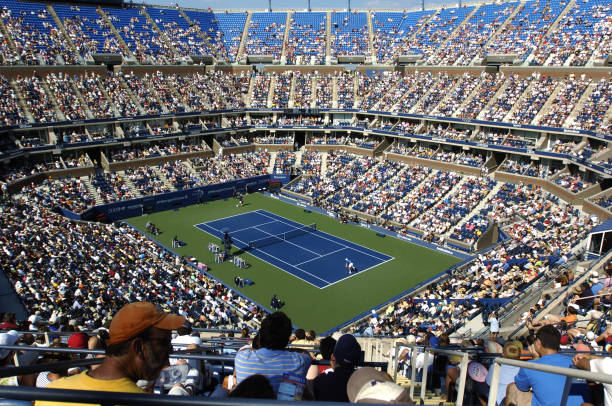 纳达尔因伤退赛，法网前景成疑