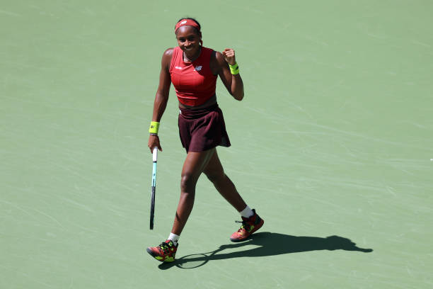 如何撰写四大满贯赛事简介：关键内容与结构指南