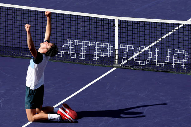 网球选手的理想身高是多少？对比王曦雨与其他顶尖选手