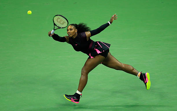 为什么法国网球公开赛选择红土场地？