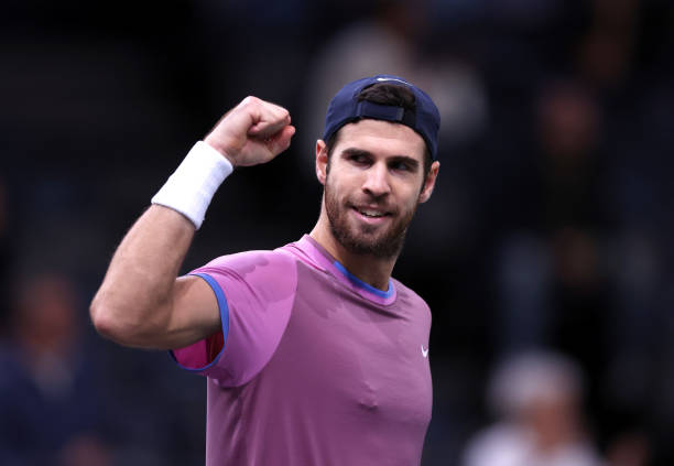 网球比赛报分顺序详解:发球方是否先报?